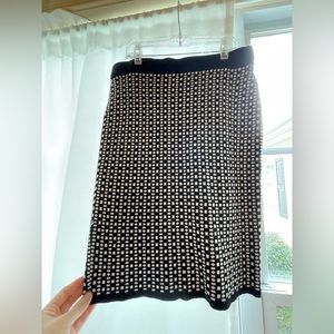 Max Studio black & white cotton blend skirt; Size S